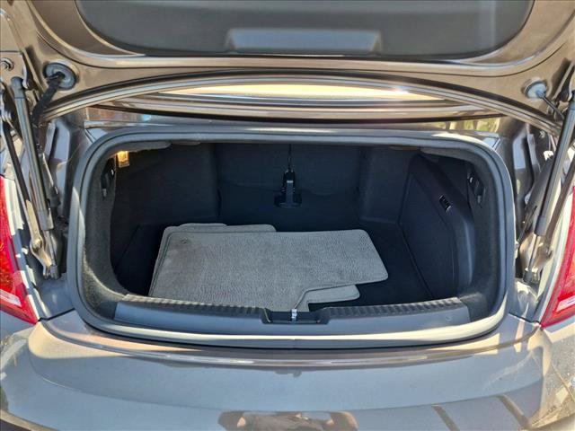 Used 2014 Volkswagen Beetle TDI FWD image 6