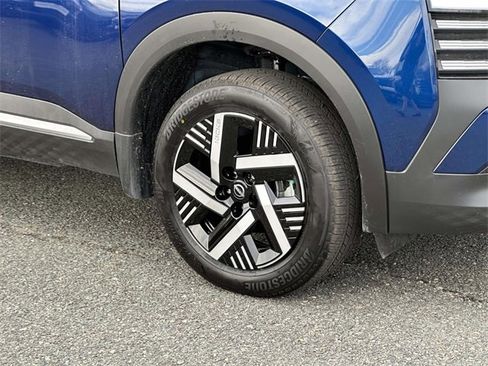 New 2026 Nissan Kicks SV w/ Cold Weather Package image 7