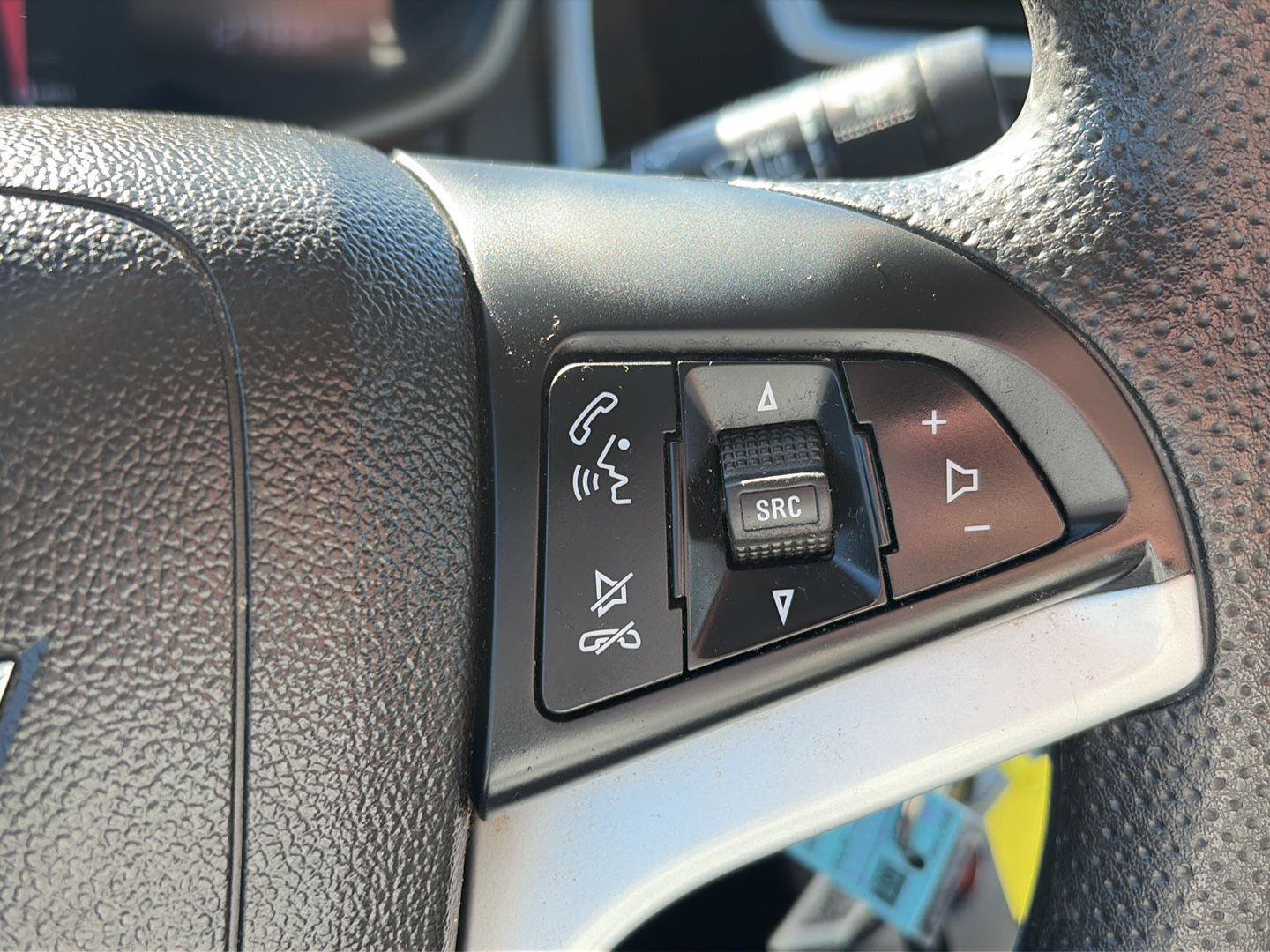 Used 2019 Chevrolet Sonic LT FWD image 25