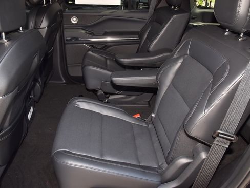 New 2025 Lincoln Navigator Reserve w/ Jet Appearance Package image 14