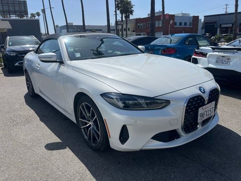 Used 2025 BMW 430i Convertible w/ Premium Package image 3