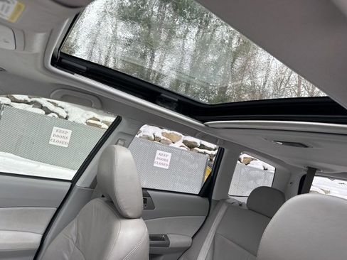Used 2010 Subaru Forester 2.5X Limited image 21