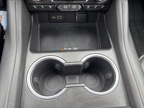 Used 2023 Chevrolet Tahoe Premier AWD/4WD image 29