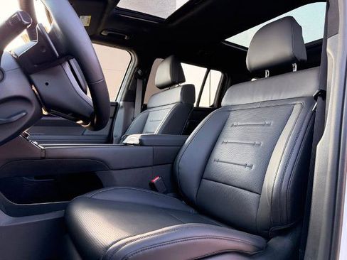 Used 2026 Hyundai Santa Fe Calligraphy image 33