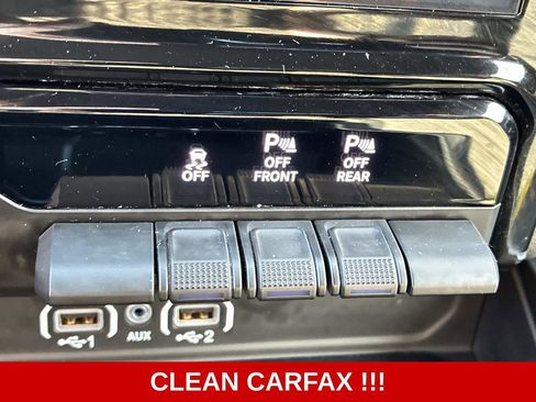 Used 2025 RAM 1500 Big Horn AWD/4WD image 30