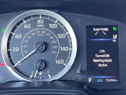 Used 2020 Toyota Corolla LE FWD image 33