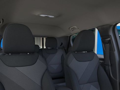 New 2027 Chevrolet Bolt LT w/ Comfort Package FWD image 24