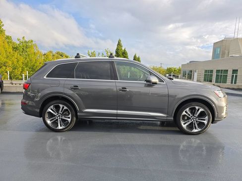 Used 2023 Audi Q7 3.0T Premium Plus w/ Premium Plus Package AWD/4WD image 3