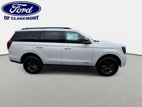 New 2027 Ford Expedition Tremor w/ Driver's Package AWD/4WD image 9