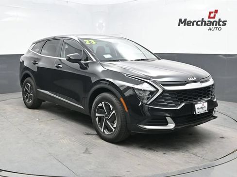 Used 2023 Kia Sportage LX AWD/4WD image 1