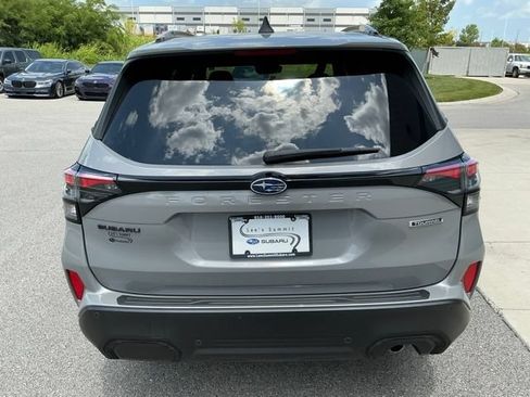Certified 2025 Subaru Forester Touring AWD/4WD image 3