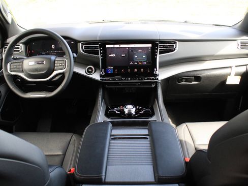 New 2026 Jeep Grand Wagoneer Limited AWD/4WD image 19