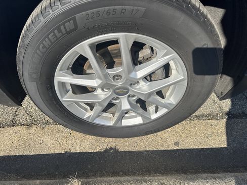 Certified 2024 Chevrolet Equinox LT image 12