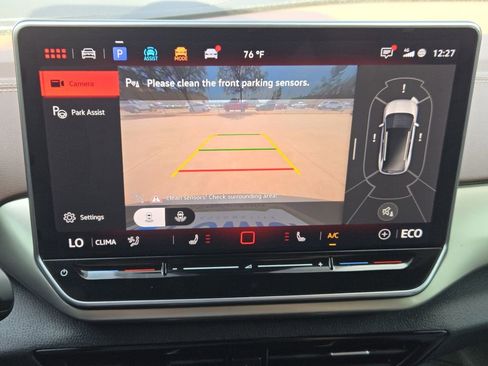 Used 2024 Volkswagen ID.4 Pro image 19