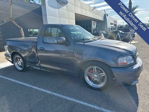 Used 2004 Ford F150 Lightning RWD image 9