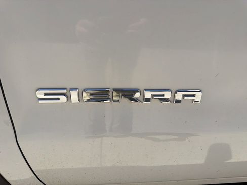 Used 2017 GMC Sierra 1500 2WD Regular Cab image 14