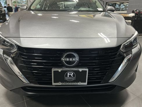 Certified 2024 Nissan Sentra SV FWD image 32
