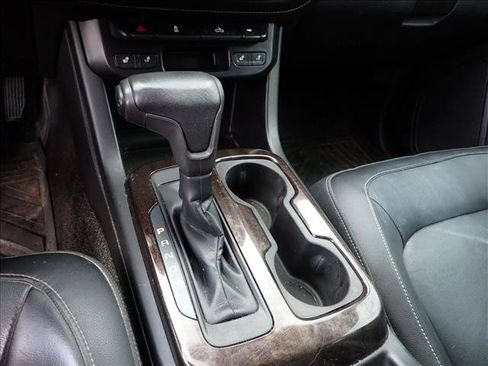 Used 2015 GMC Canyon SLT AWD/4WD image 19