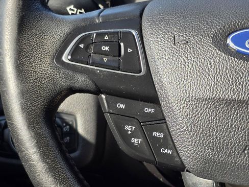 Used 2019 Ford Escape SE FWD image 13