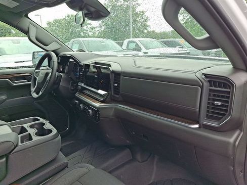 Certified 2026 Chevrolet Silverado 1500 RST w/ RST Select Package AWD/4WD image 19