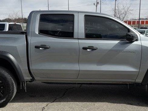 Used 2024 Chevrolet Colorado Trail Boss w/ Technology Package image 8