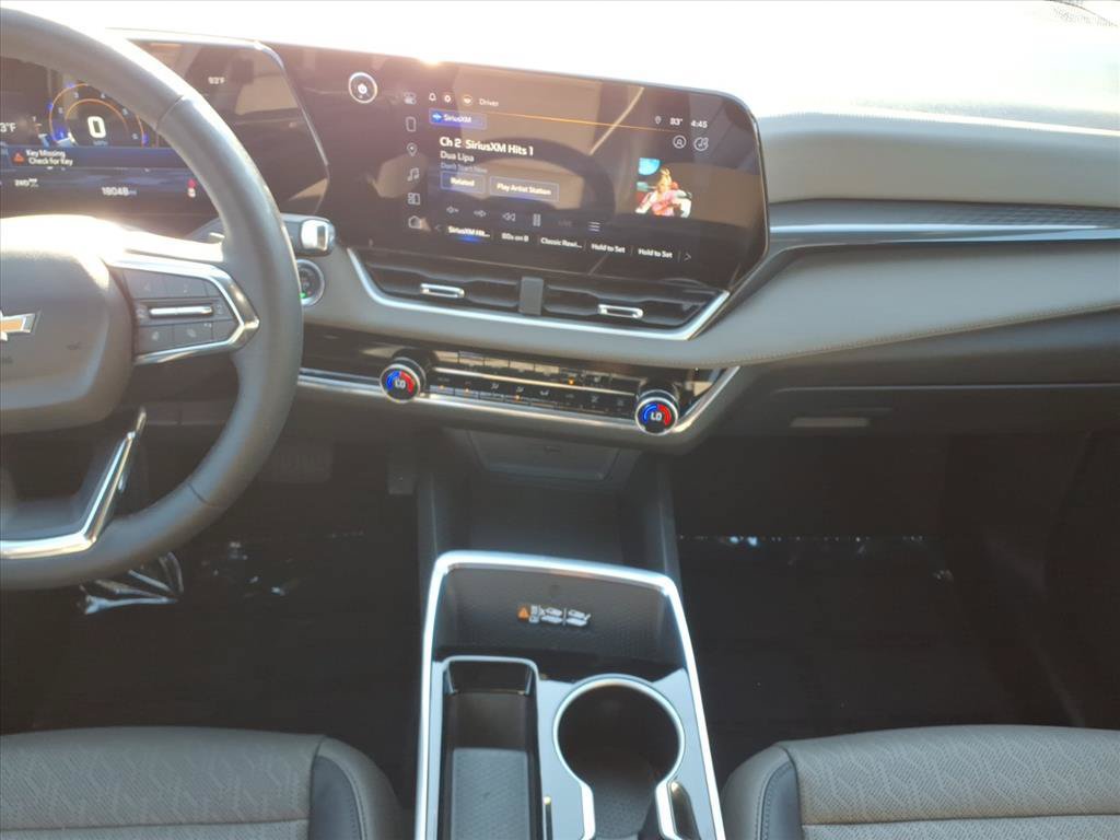 Used 2025 Chevrolet Equinox LT w/ Convenience Package II AWD/4WD image 28