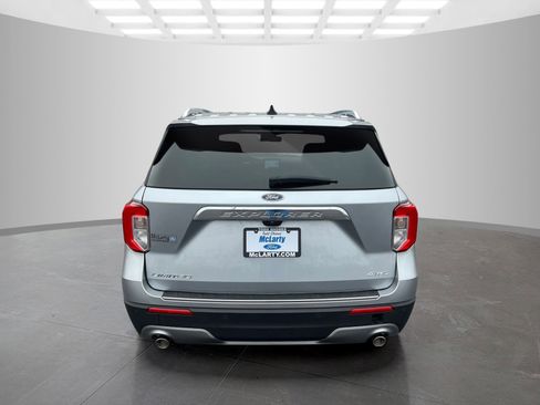 Used 2023 Ford Explorer Limited w/ Equipment Group 301A image 5