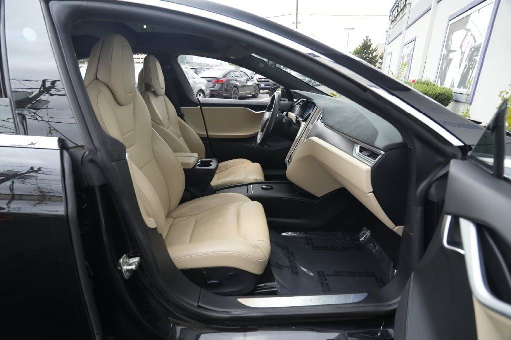 Used 2017 Tesla Model S 90D AWD/4WD image 29