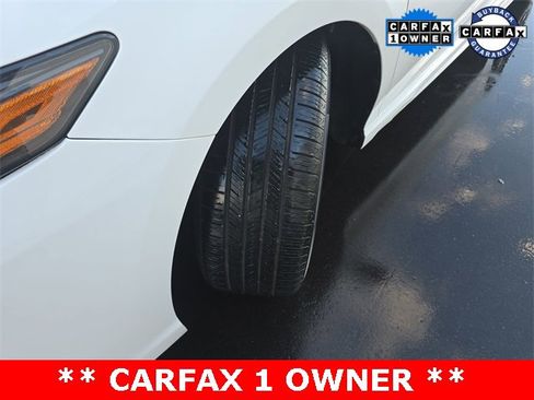 Used 2021 Toyota Camry SE image 23