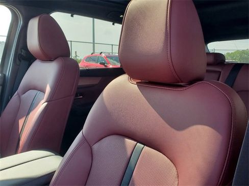 Certified 2025 MAZDA CX-70 Plug-In Hybrid w/ Premium Plus image 14