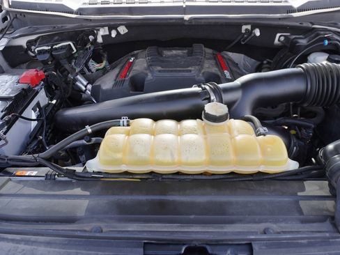 Used 2019 Ford F150 Raptor w/ Equipment Group 802A Luxury image 29