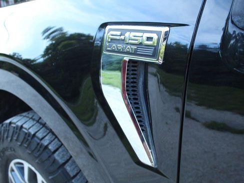 Used 2021 Ford F150 Lariat AWD/4WD image 9