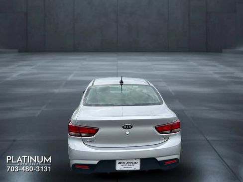 Used 2019 Kia Rio S FWD image 7