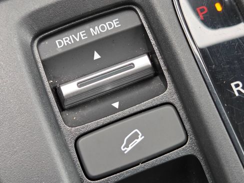 Certified 2025 Honda CR-V Sport-L image 11