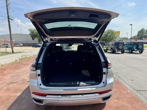 New 2025 Jeep Grand Cherokee Overland w/ Adv Protech Group III image 7