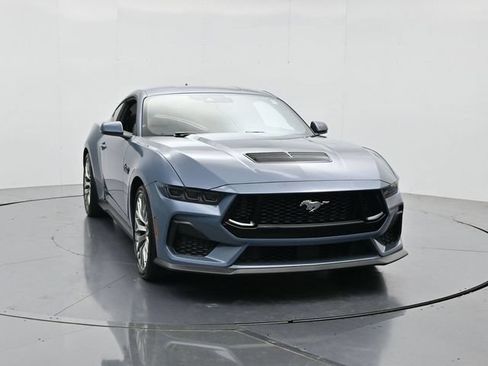 Certified 2025 Ford Mustang GT Premium RWD image 5