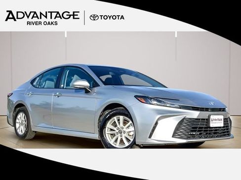 Used 2026 Toyota Camry LE w/ Convenience Package AWD/4WD image 1