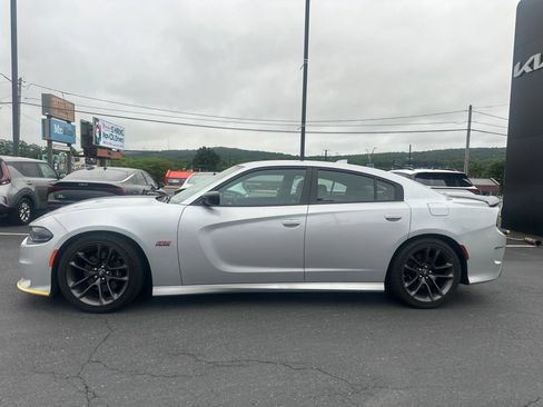 Used 2023 Dodge Charger Scat Pack w/ Plus Group RWD image 5