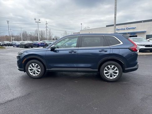 Used 2025 Honda CR-V LX image 12