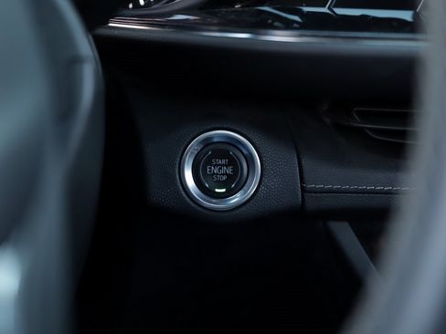 Used 2023 Buick Envision Essence w/ Sport Touring Package image 17