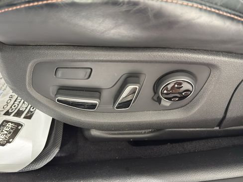 Used 2018 Genesis G80 3.3T Sport image 20