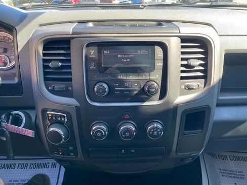 Used 2018 RAM 1500 Tradesman w/ Chrome Appearance Group image 15