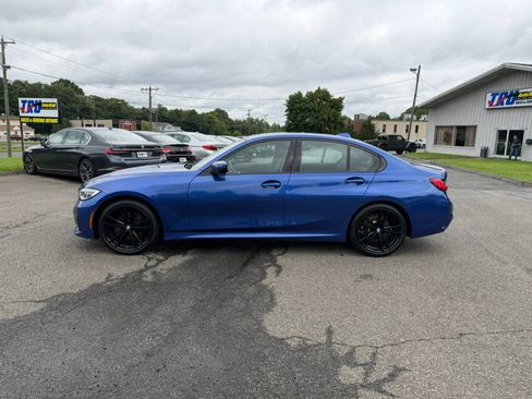 Used 2020 BMW 330i xDrive Sedan w/ M Sport Package AWD/4WD image 3
