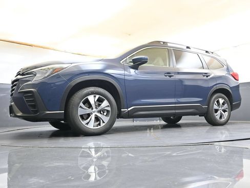 Certified 2025 Subaru Ascent Premium AWD/4WD image 30