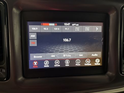 Used 2020 Dodge Challenger SXT w/ Blacktop Package RWD image 18