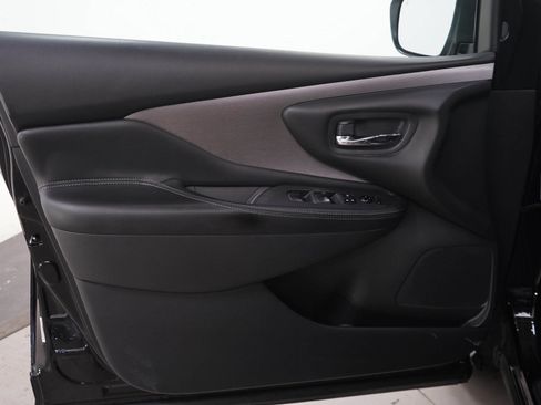 Used 2020 Nissan Murano SV AWD/4WD image 19