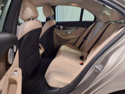 Used 2021 Mercedes-Benz C 300 Sedan image 24