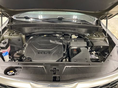 Certified 2022 Kia Telluride S image 13