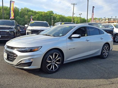 Used 2022 Chevrolet Malibu RS FWD image 3
