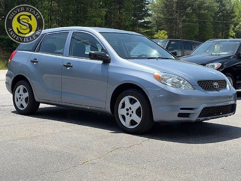 Used 2004 Toyota Matrix FWD image 8